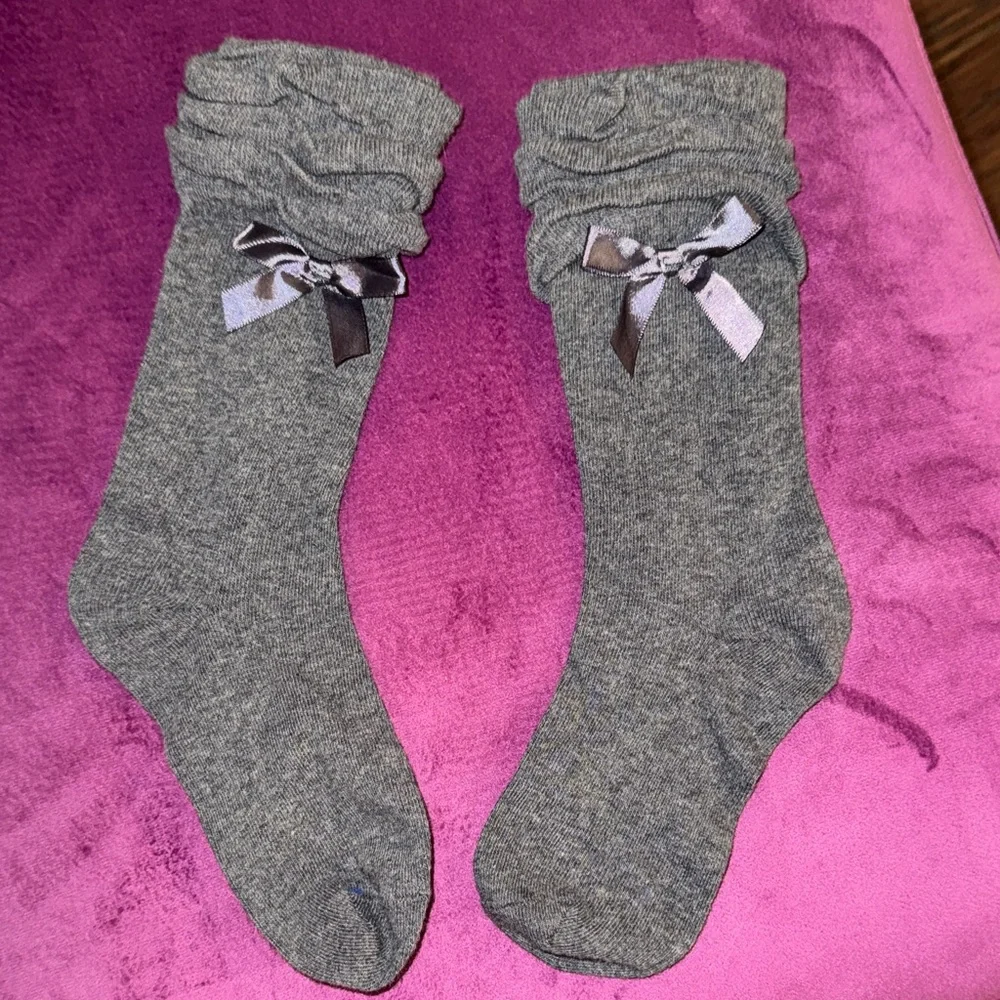 Set of 2 Kids Ruffle Socks with Bows Little Girls Ivory Cream & Gray Charcoal